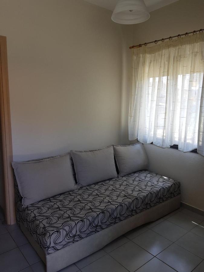 Lemon Flowers Apartments 尼尔斯吉尼 外观 照片