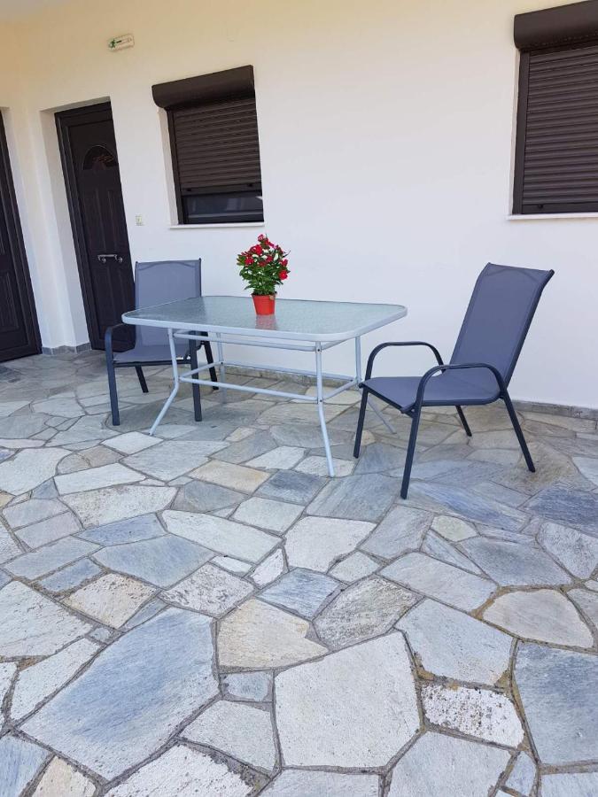 Lemon Flowers Apartments 尼尔斯吉尼 外观 照片